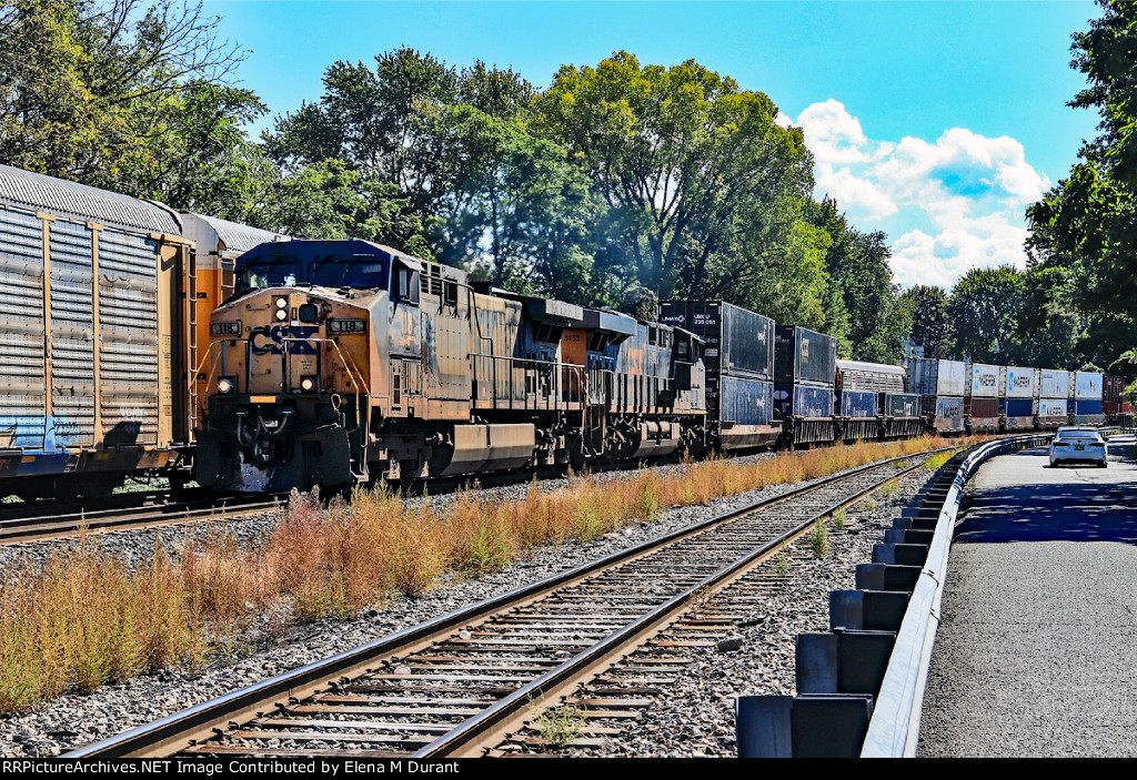 CSX 118 on I-157